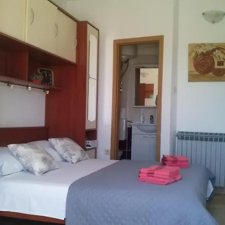 Appartamento Mala Plaža