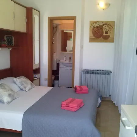 Appartamento Mala Plaža *